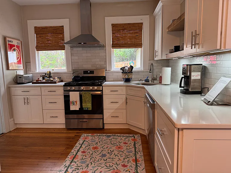 723 Highland Ave SW — Photo 7