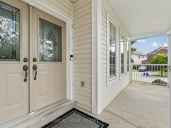 5th image of 23 Croxall Blvd