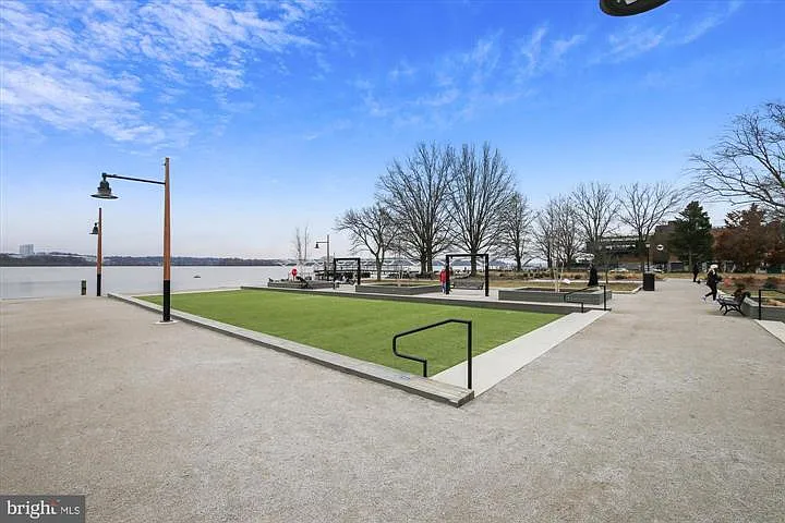 906 S Washington St #307 — Photo 35