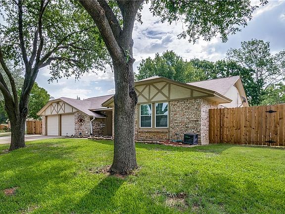 3rd image of 7320 Stonedale Ct