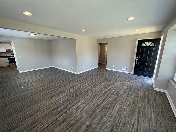 5th image of 3651 Sandralin Dr
