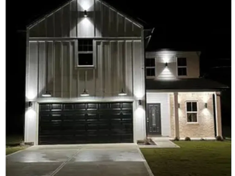 Lily Dr — Photo 22