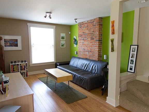 3rd image of 1192 Forsythe Ave