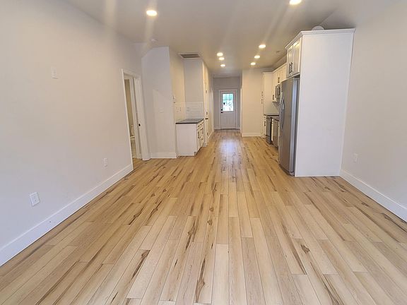 4th image of 341 Wilgus Ave