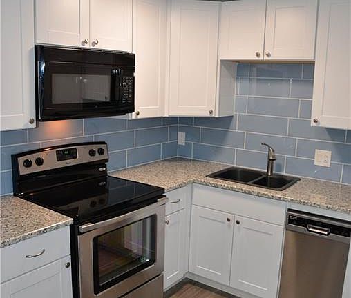 3rd image of 101 S Rocky River Dr APT 205