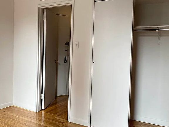 4th image of 1746 1st Ave APT 4S