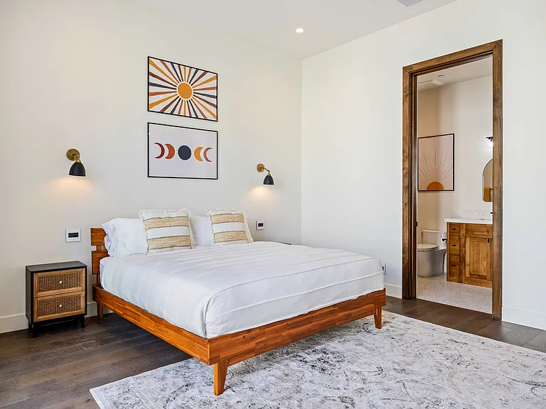 Suite 2