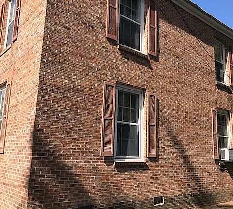 2nd image of 109 Maple St
