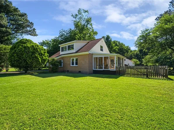 317 George Washington Hwy S, Chesapeake, VA 23323