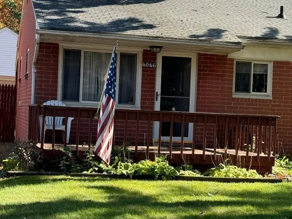 6066 Herbert St, Westland, MI 48185