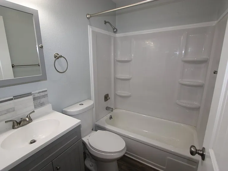 227 W 11th Ave #3 — Photo 10