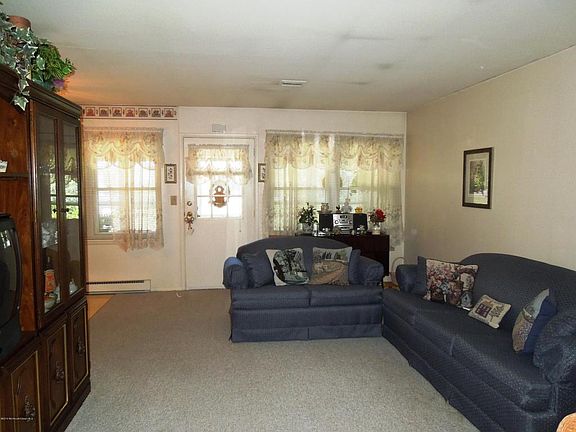 4th image of 1154C Argyll Cir