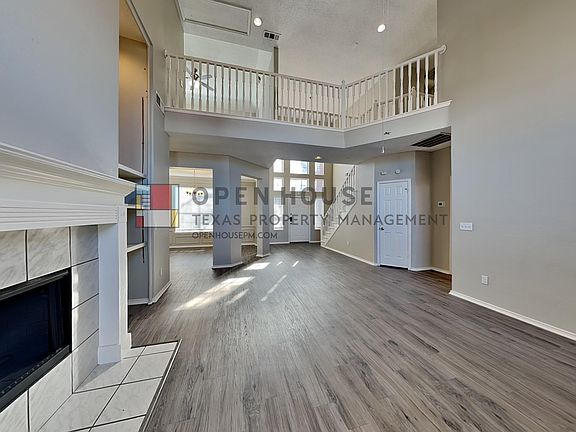 3rd image of 10412 Napa Valley Dr