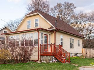 1100 Sycamore Rd, Dekalb, IL 60115