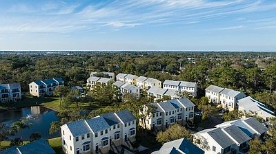 3rd image of 1635 42nd Sq APT 104