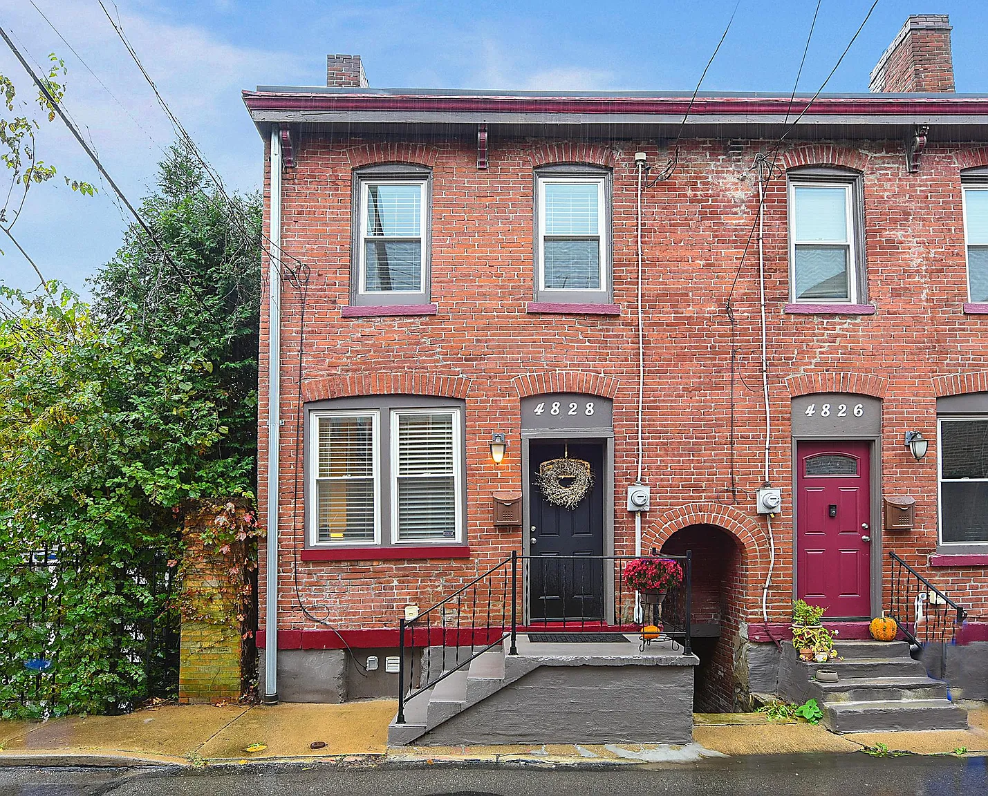 4828 Blackberry Way photo 1
