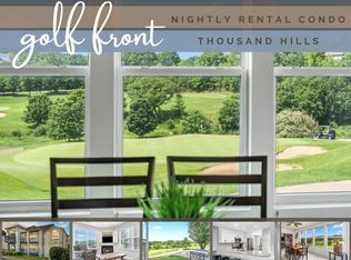 351 S Wildwood Dr BUILDING 2-8, Branson, MO 65616