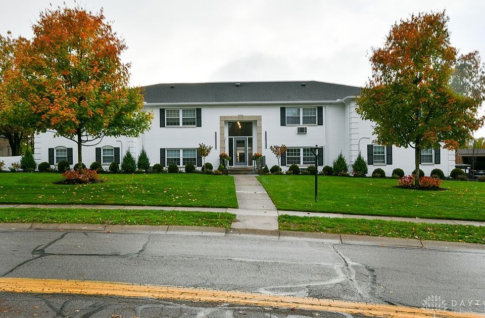 1st image of 30 Poinciana Dr #6