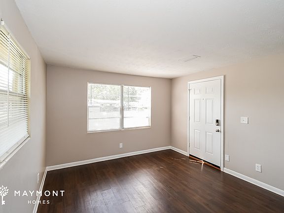 4th image of 10903 Bonnelly Dr