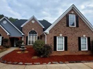 1050 Hampton Rd, Hampton, GA 30228