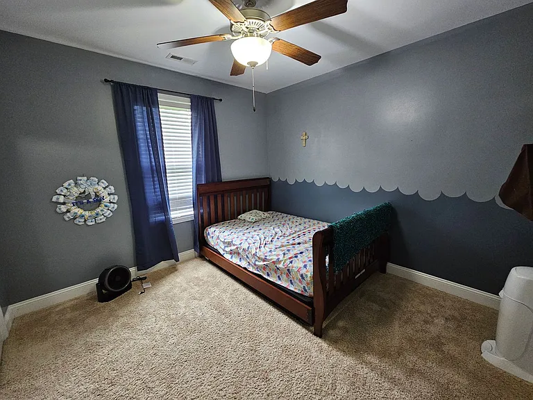 125 Navy Blue Dr — Photo 19