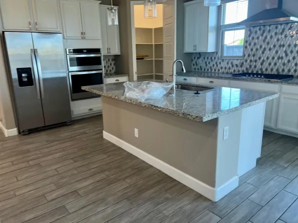 612 W Derringer Way, Chandler, AZ 85286