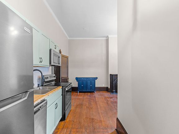 4th image of 601 Baxter Ave Unit 1-F