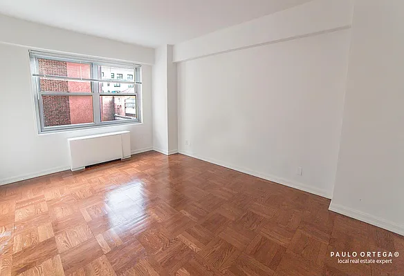 Rented by Keller Williams NYC | media 14