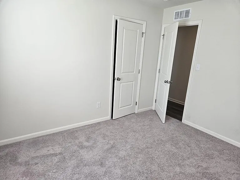 312 High Peak Pl — Photo 9