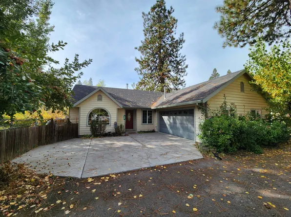 938 Orange Ave, McCloud, CA 96057