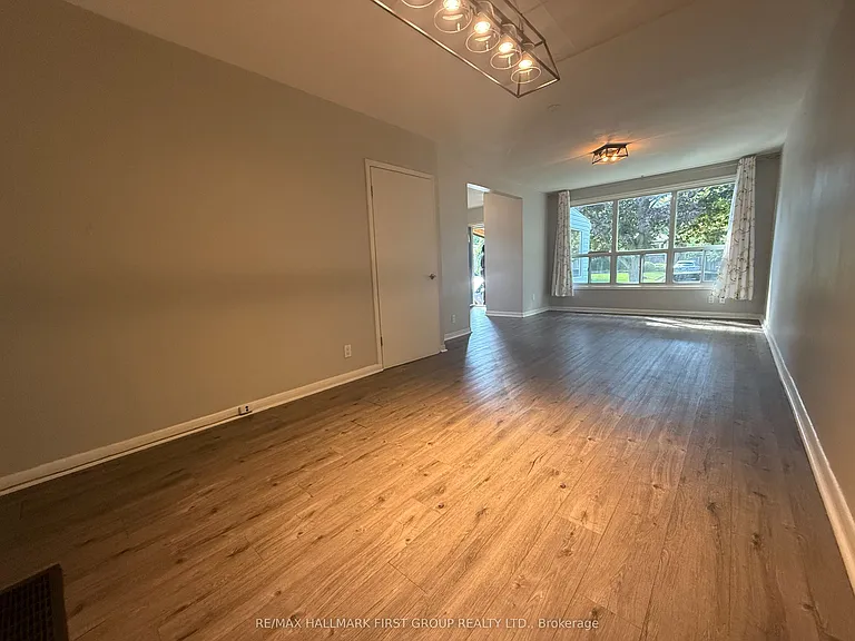 68 Tulloch Dr — Photo 9