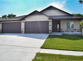 1951 N 92nd St, Lincoln, NE 68505