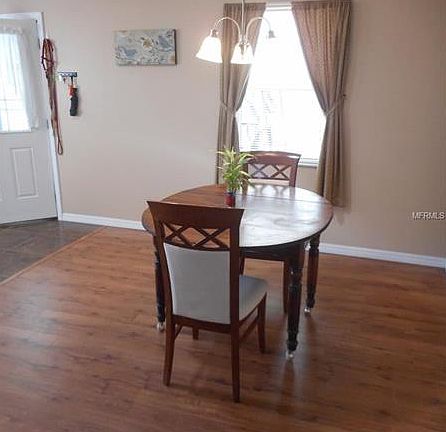 5th image of 764 Heathrow Ave