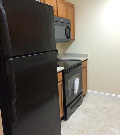 4th image of 44759 Woodlake Ct APT 728