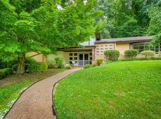 307 Marshall Ct, Johnson City, TN 37601