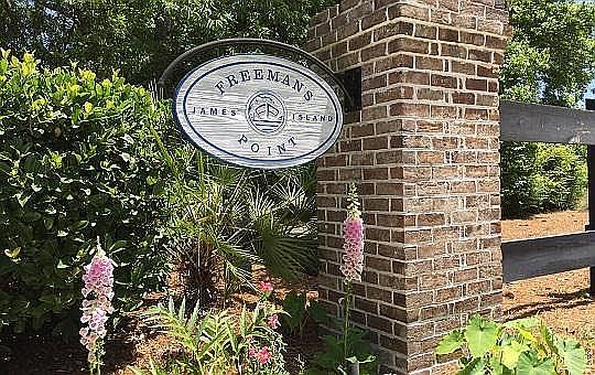 Freeman's Point Entrance