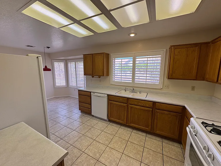 3009 Redington Dr — Photo 9