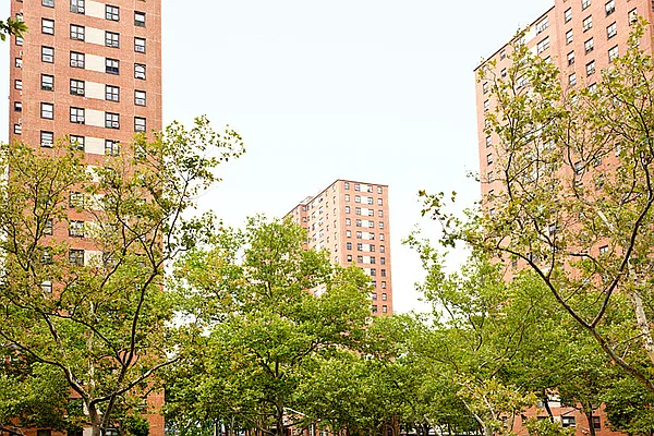 Sold by Brown Harris Stevens | media 23