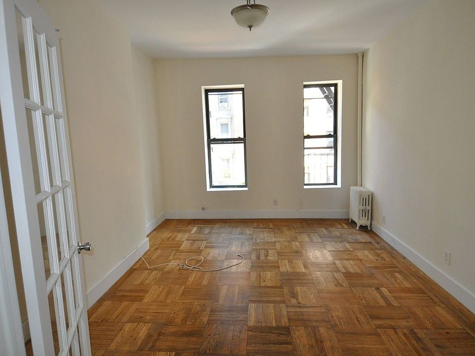 1st image of 16 Saint Marks Pl APT 3D