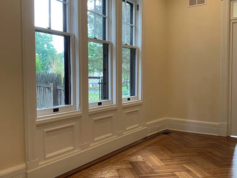 48 S Hamilton St — Photo 10