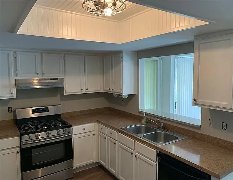 27 Matawan Circle SE - 1 — Photo 4