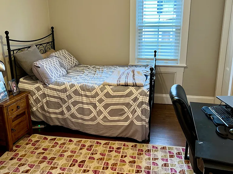 12 Pearl St #2 — Photo 10