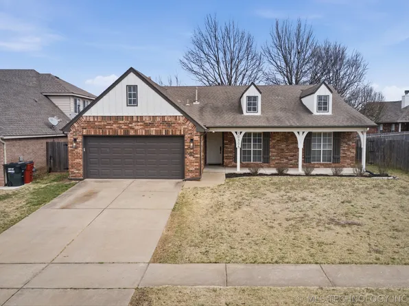 10305 N 115th East Ave, Owasso, OK 74055