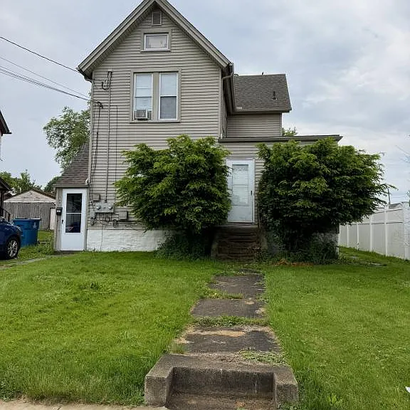 107 E 2nd St #107 — Photo 1