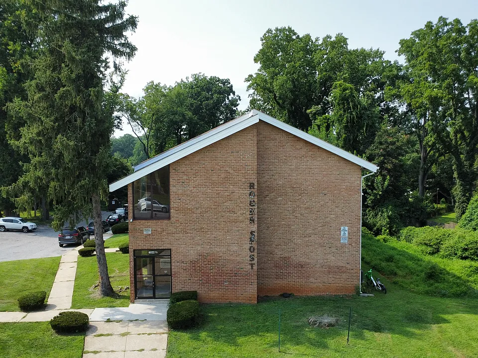 4024 N Rogers Ave #C