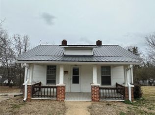 817 Efird St, Winston Salem, NC 27105