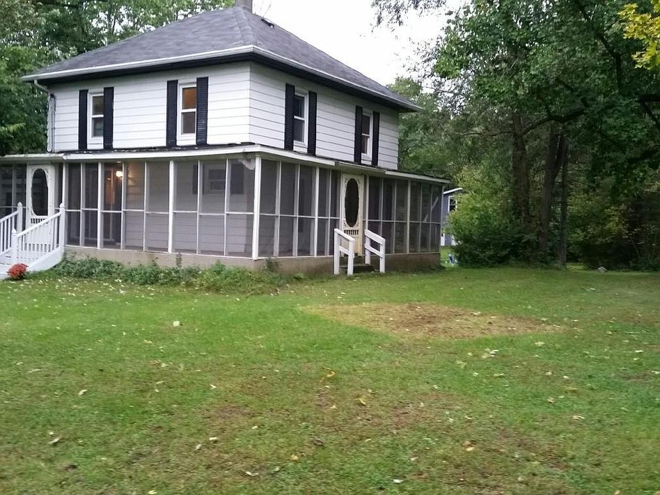 2nd image of 1023 Pettis Ave NE