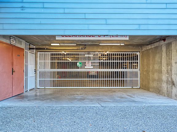 5th image of 5470 Inlet Ave #202