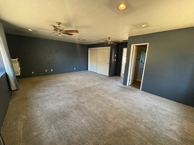 2112 4th Ln — Photo 9