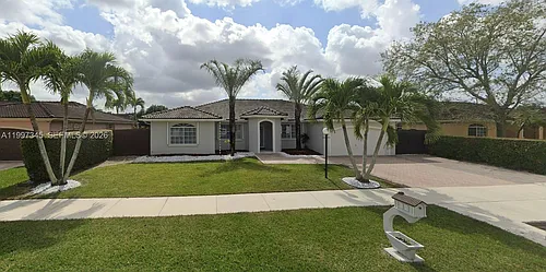 15426 SW 168th Ter #2 Photo 1